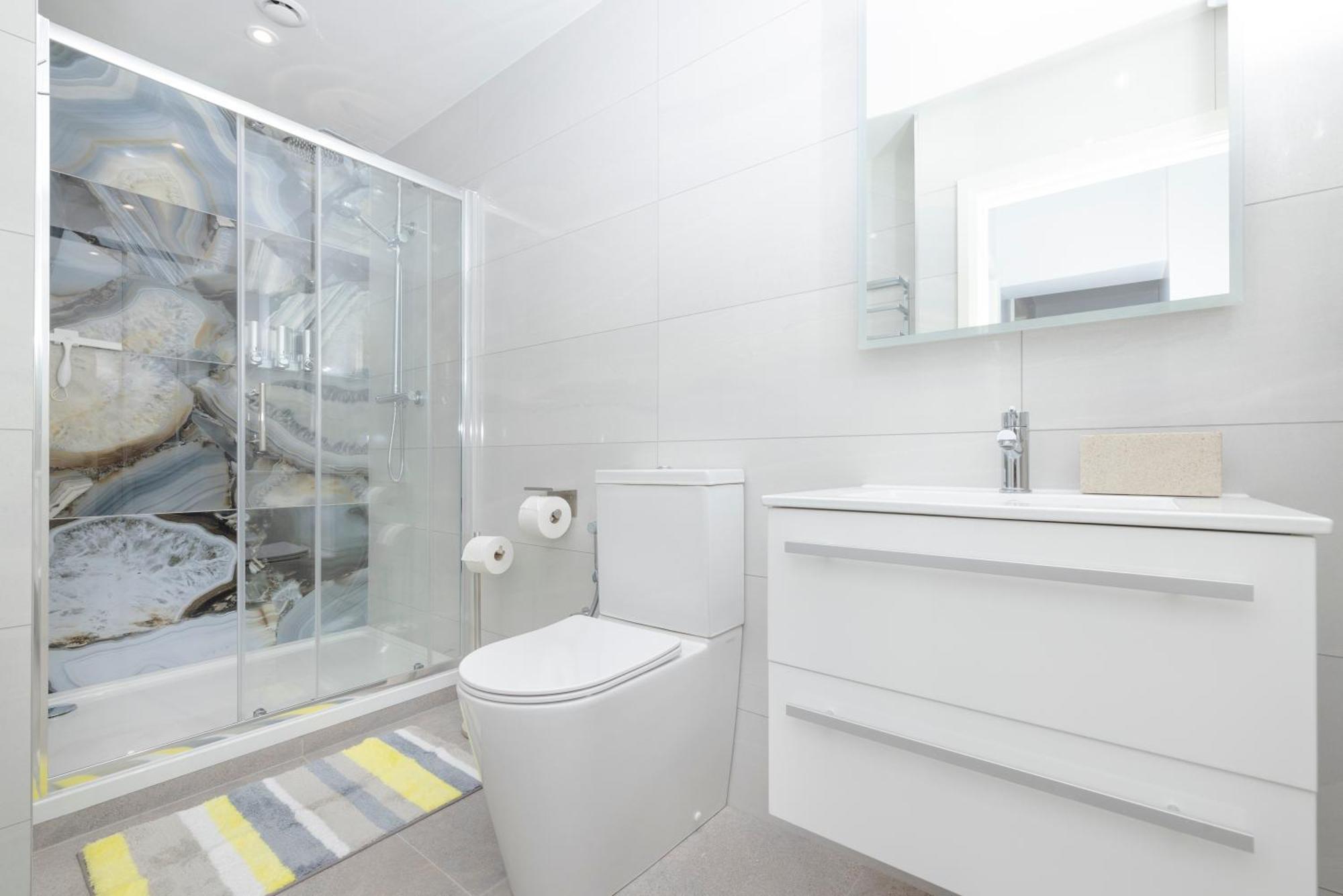 Modern 2 Bed Apartment إيننيسكيلن المظهر الخارجي الصورة